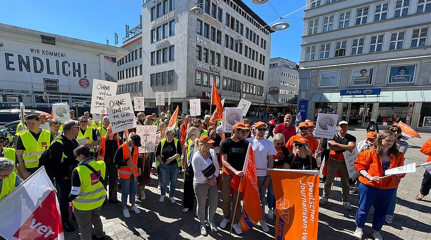 Redakteur:innen in Ostwestfalen-Lippe heute im dritten Streiktag